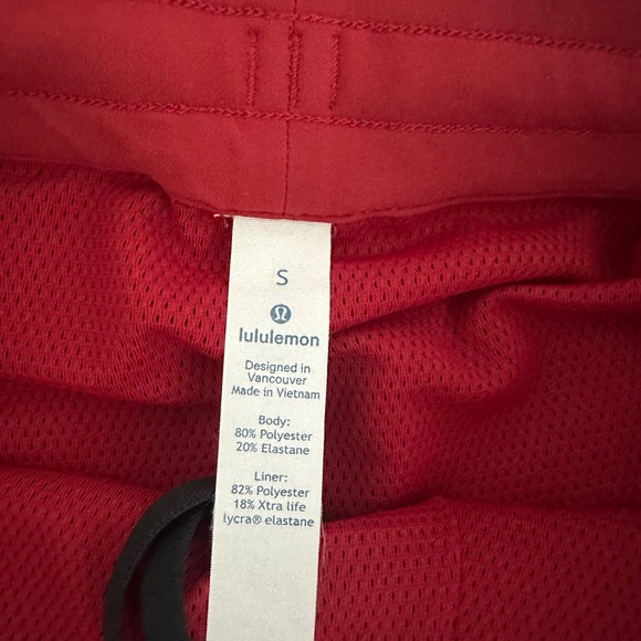 Lululemon Channel Cross Swim Short 7" Game Day Red Size Small - Picture 4 of 8